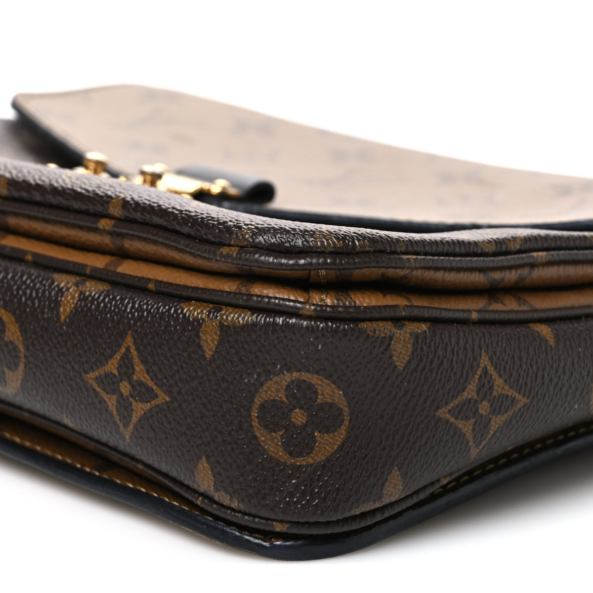 Reverse Monogram Pochette Metis