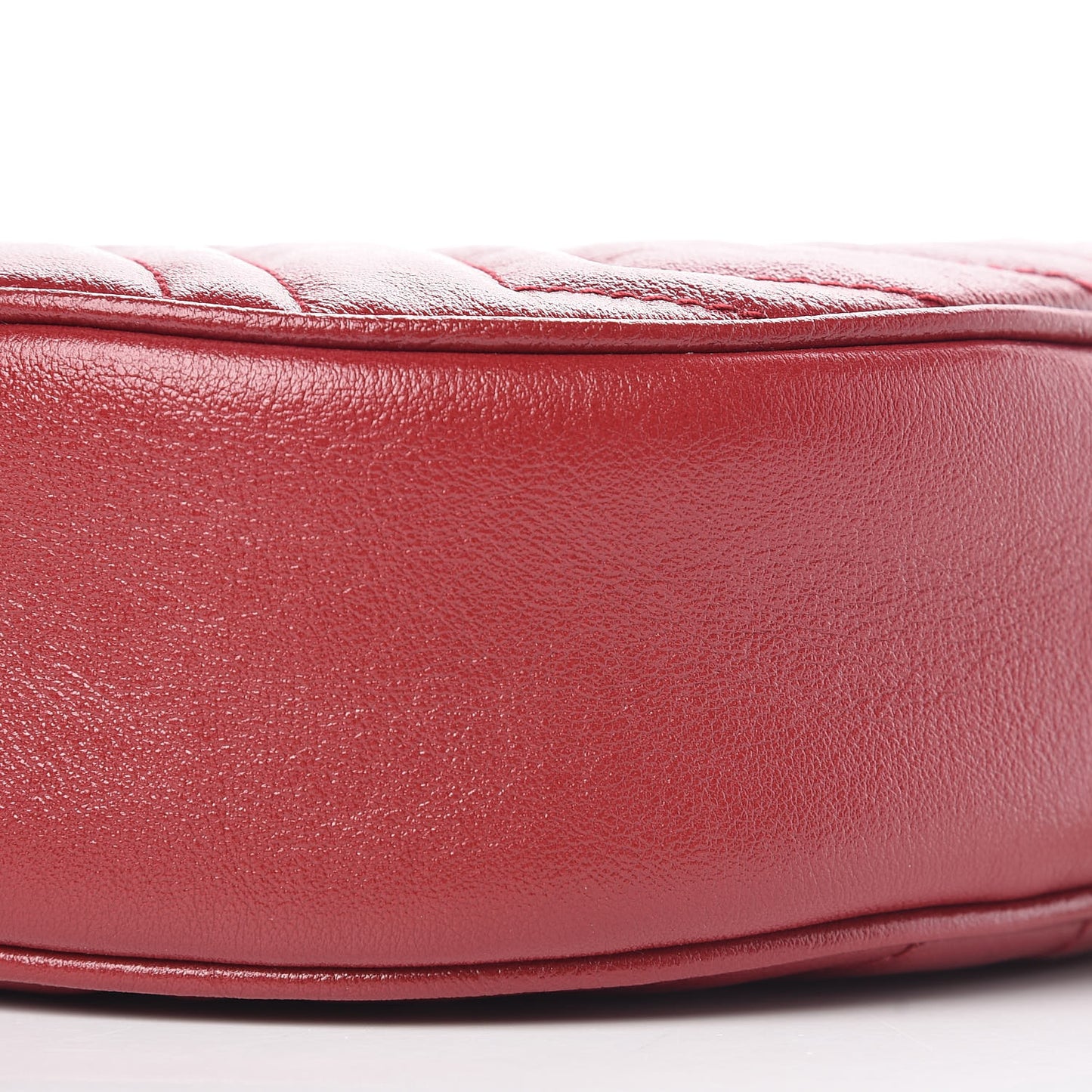 Glazed Calfskin Matelasse Heart Mini GG Marmont Round Shoulder Bag Romantic Cerise