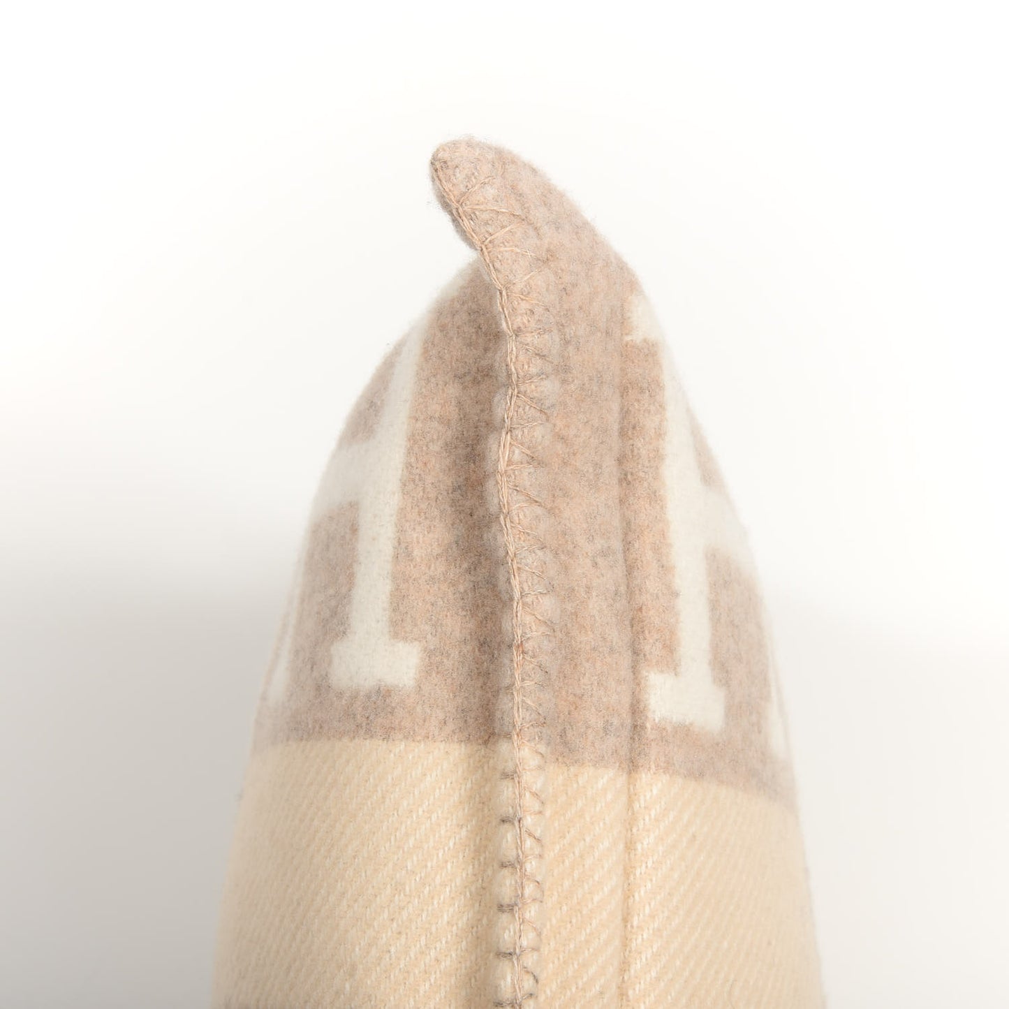 Wool Cashmere Avalon III Pillow PM Coco Camomille