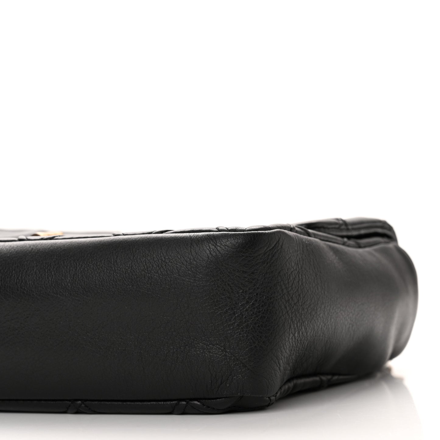 Calfskin Diamond Debossed Medium Cosmos Flap Black
