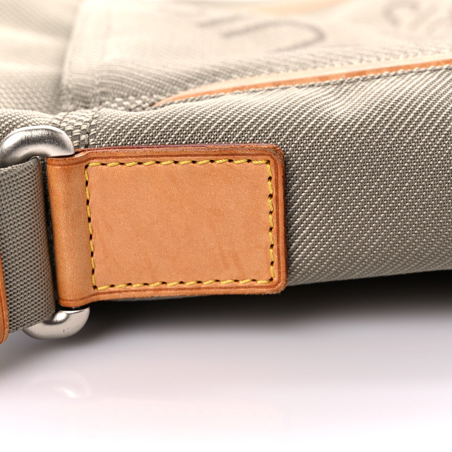 Louis Vuitton Damier Geant Citadin Messenger Sable 20 of 21