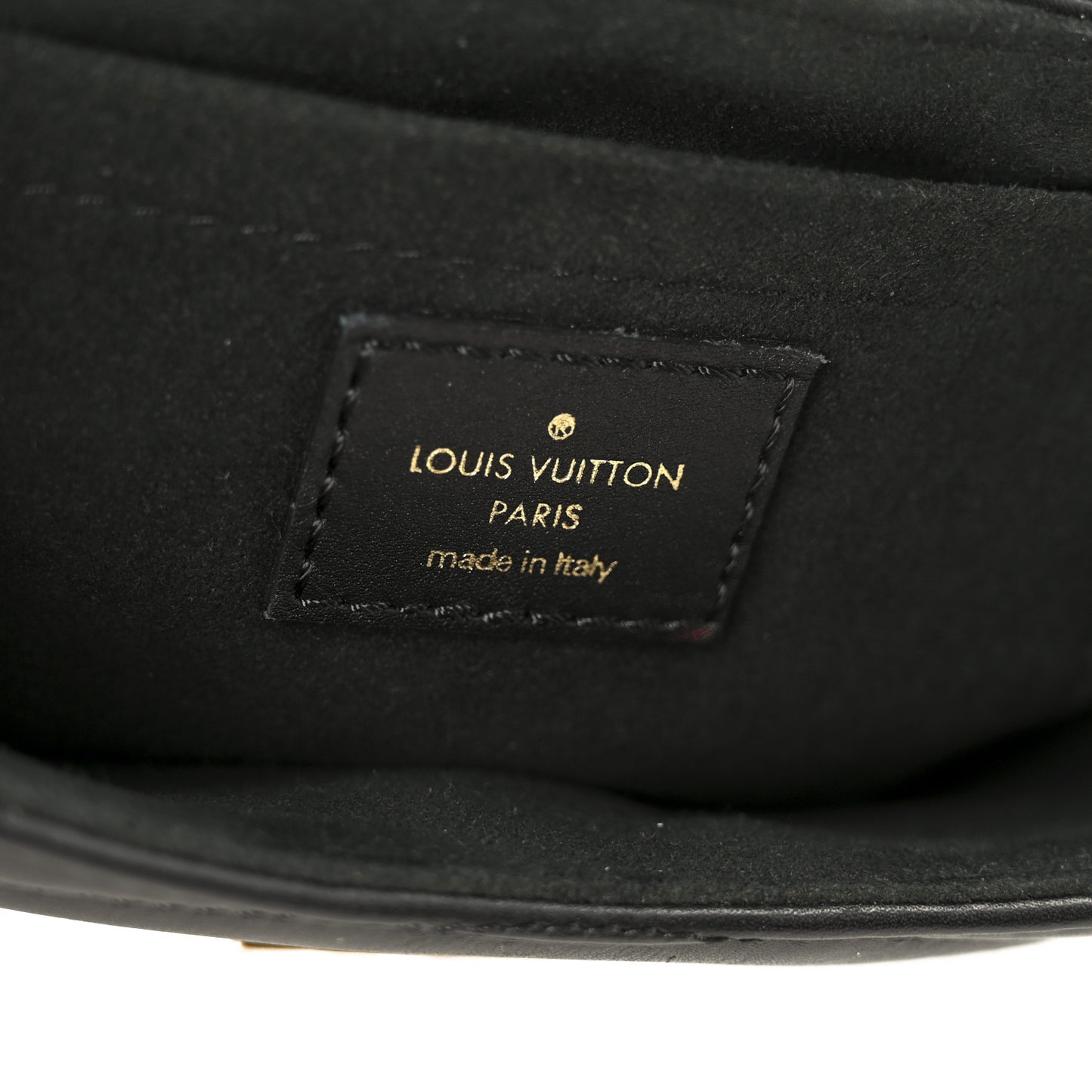 Calfskin New Wave Chain PM Black