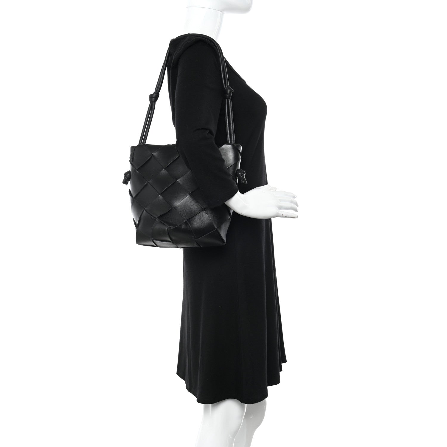 Bottega Veneta Nappa Maxi Intrecciato Clasp Bucket Bag Black 2 of 13