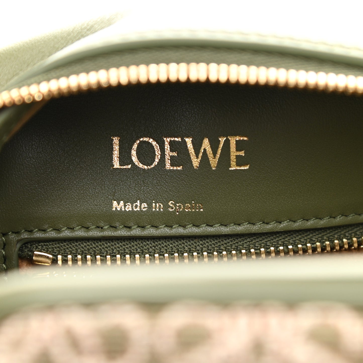 Jacquard Anagram Calfskin Amazona 28 Avocado Green
