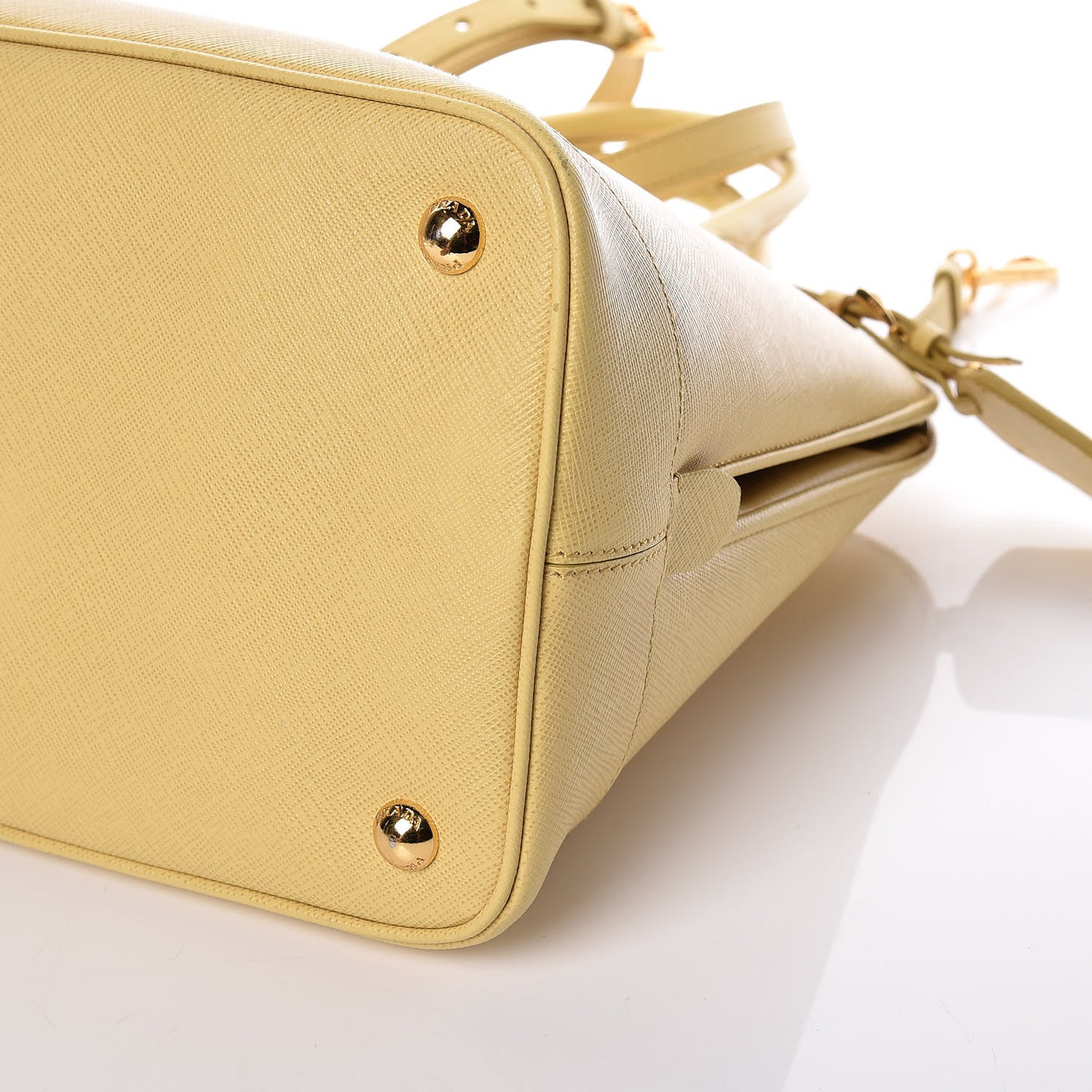 Saffiano Lux Open Promenade Tote Ananas