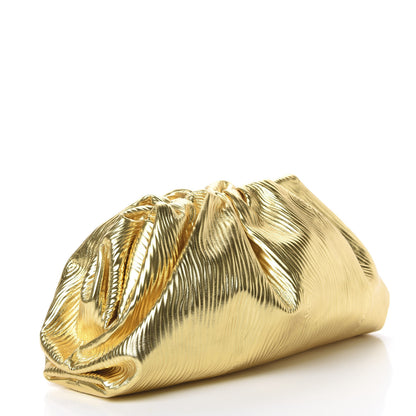 Bottega Veneta Metallic Bark Calfskin Embossed The Pouch Oversized Clutch Oro 2 of 9