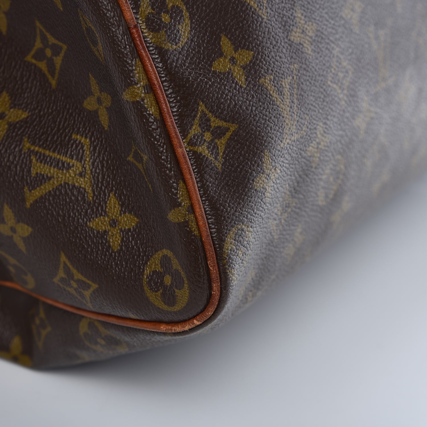 Louis Vuitton Monogram Speedy 40 15 of 22