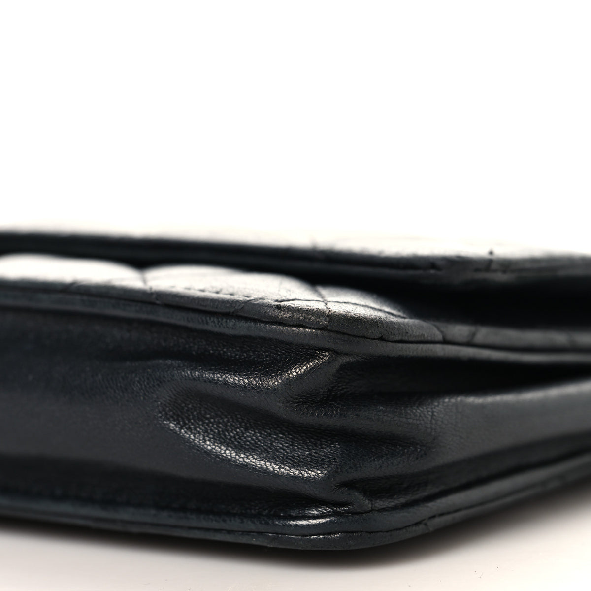 Lambskin Quilted Wallet On Chain WOC Black