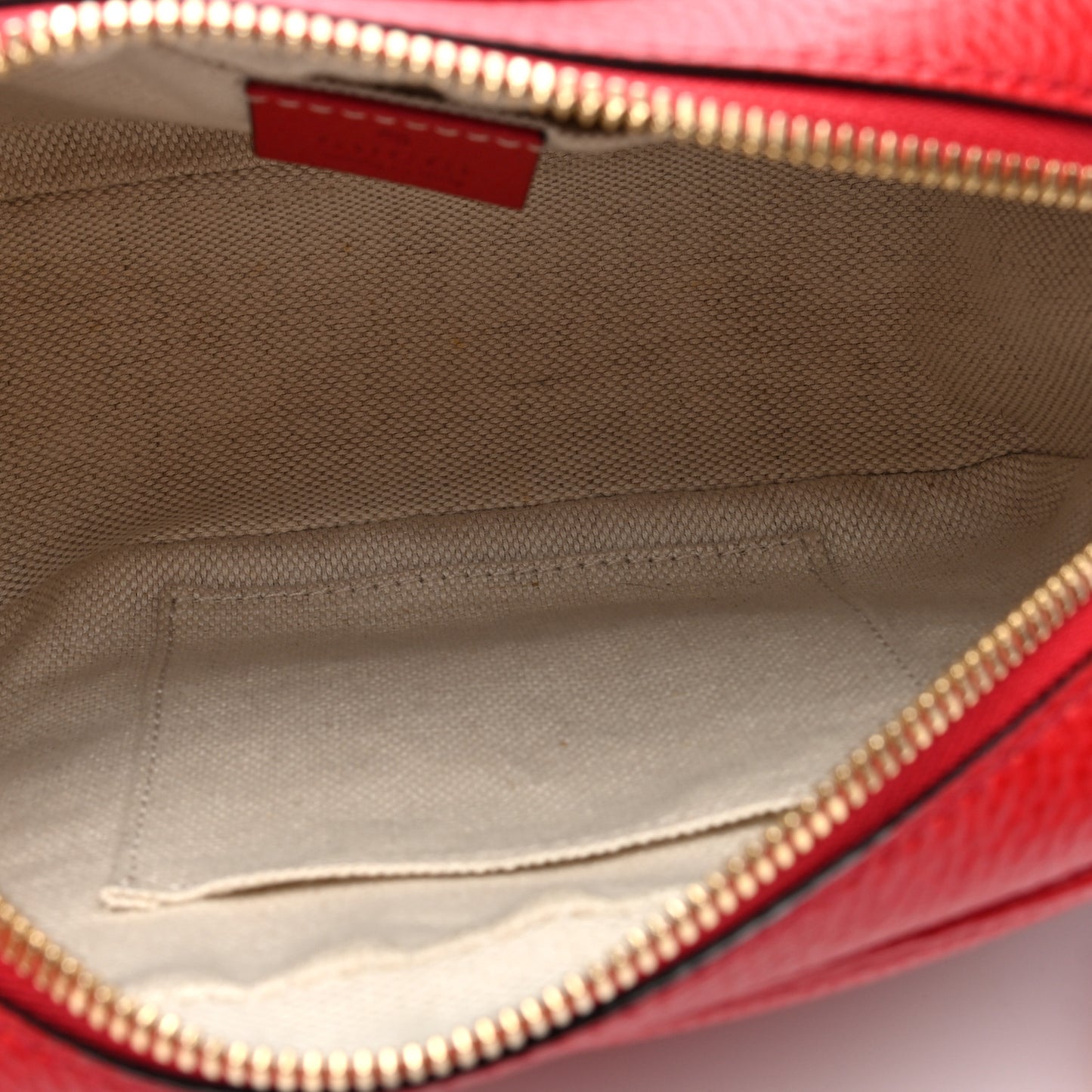Pebbled Calfskin Small Soho Disco Bag Tabasco Red
