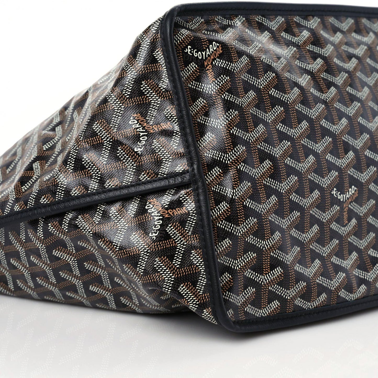 Goyardine Reversible Anjou GM Black