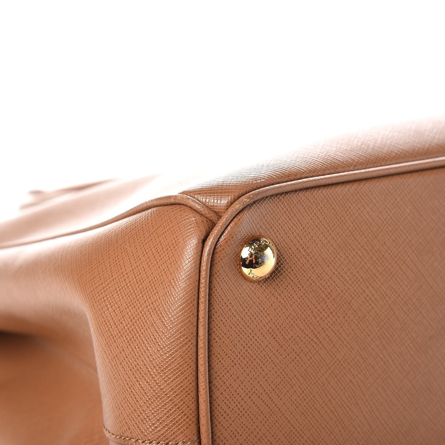 Saffiano Large Galleria Double Zip Tote Caramel