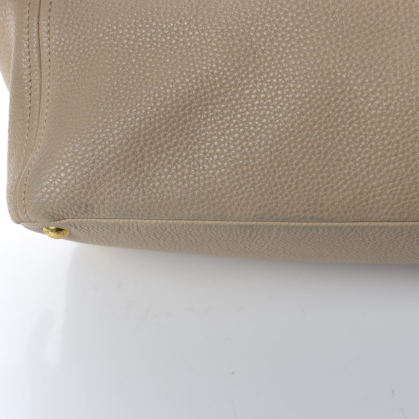 Vitello Daino Side Pocket Tote Sabbia