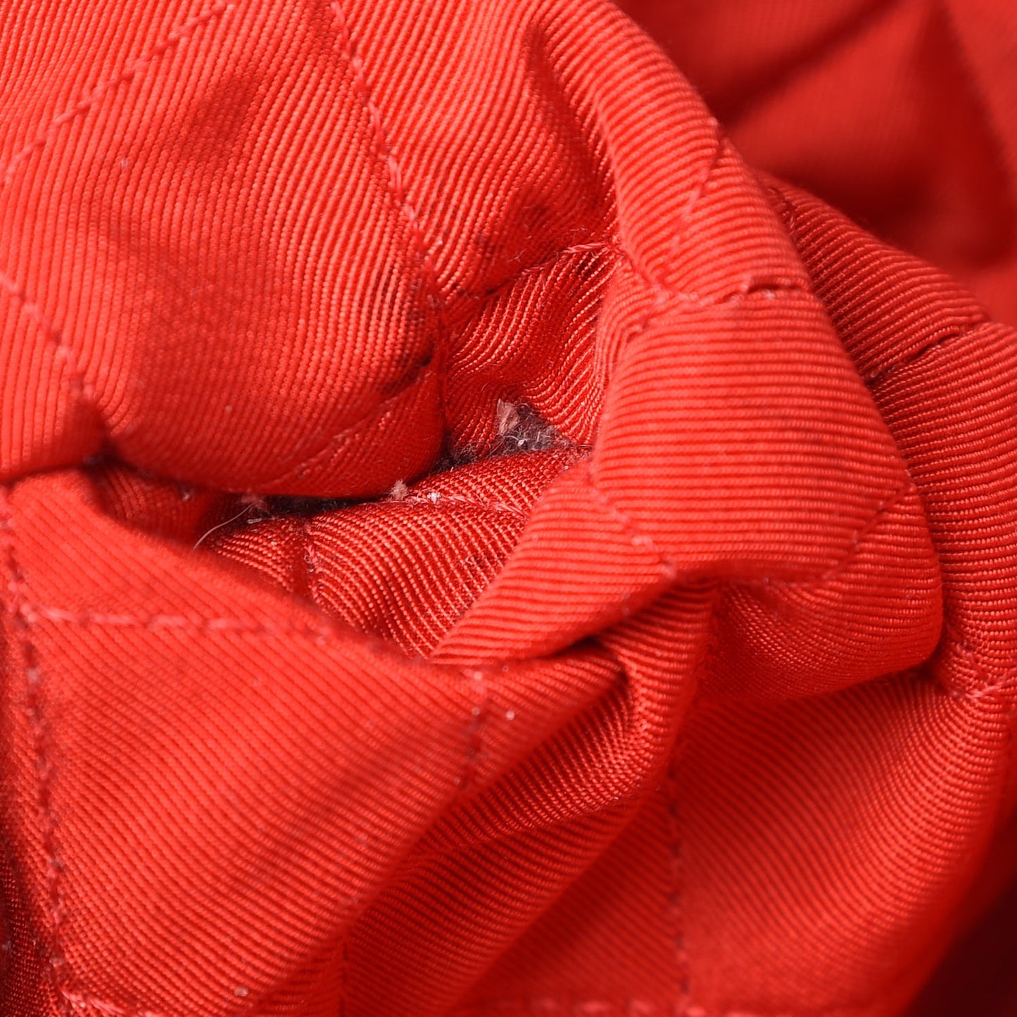 Caviar Quilted Large Golden Class Pouch Red
