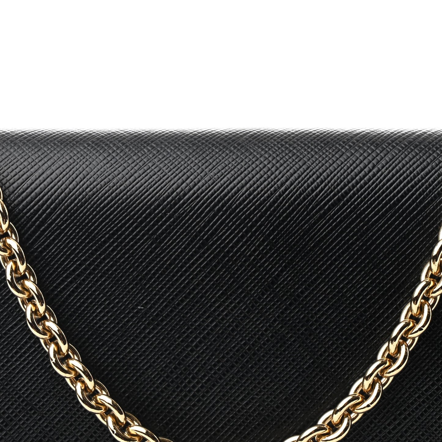 Hammered Calfskin Vara Wallet On Chain Black