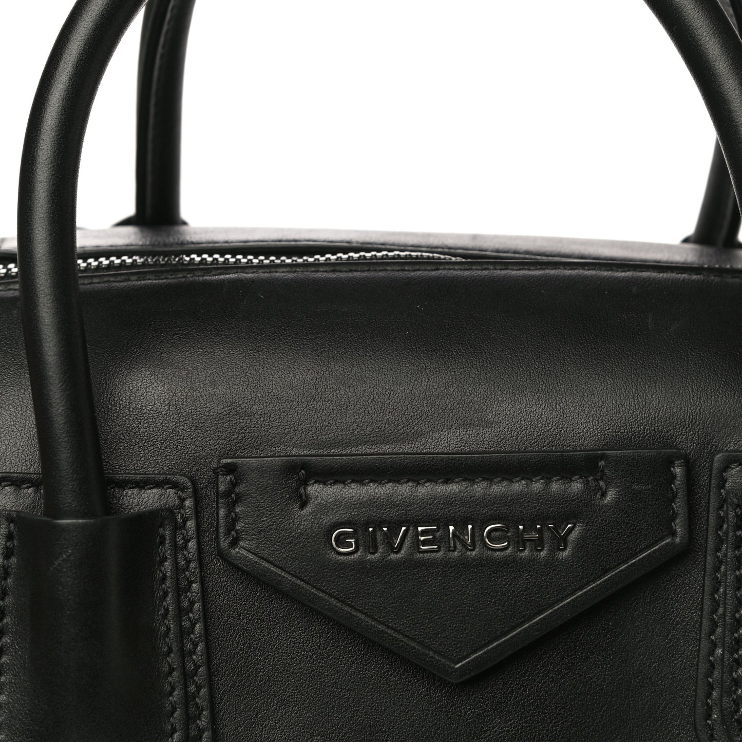 Smooth Calfskin Small Soft Antigona Black