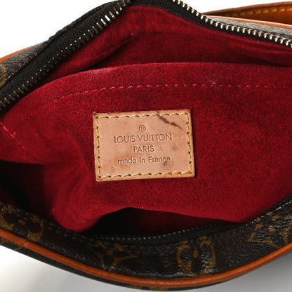 Louis Vuitton Monogram Croissant PM 6 of 9