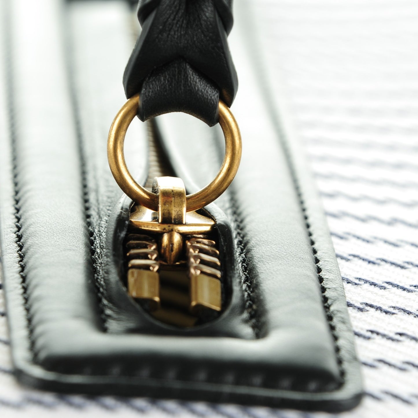 Cotton Canvas Striped Medium Phantom Luggage White Navy