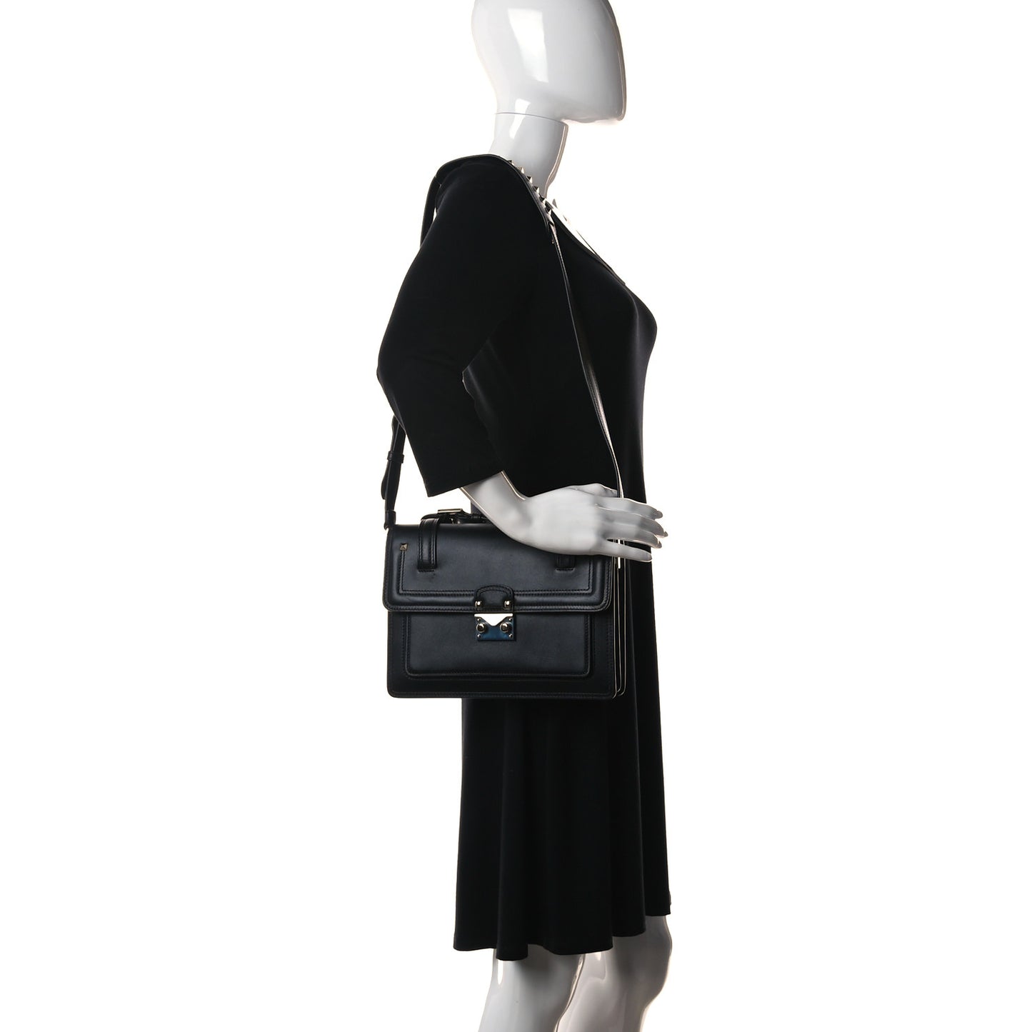 Vitello Medium Rockstud Cabana Top Handle Satchel Black