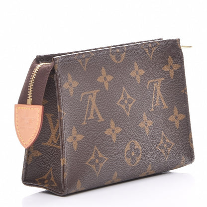Louis Vuitton Monogram Toiletry Pouch 15 3 of 7