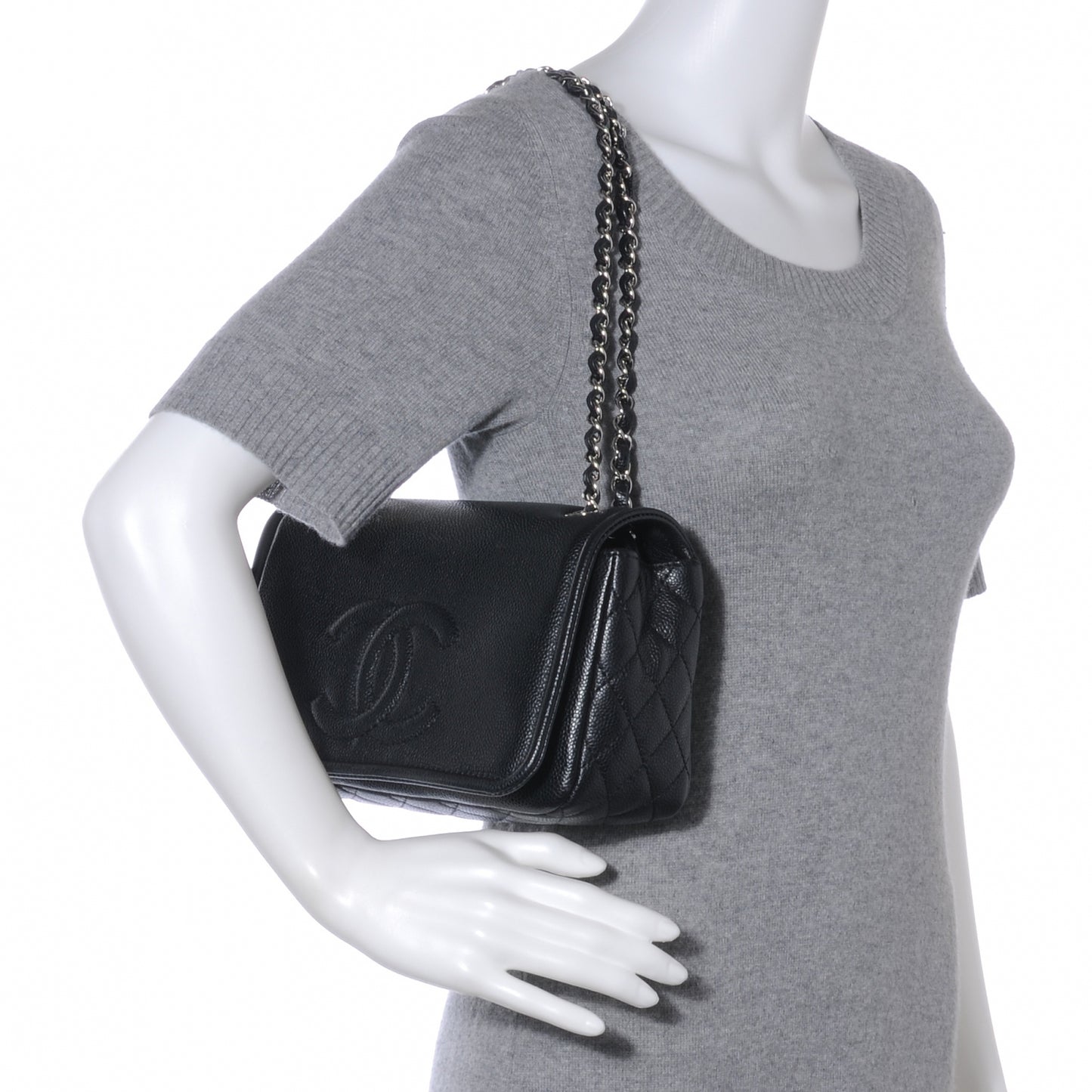 Caviar Timeless CC Flap Black