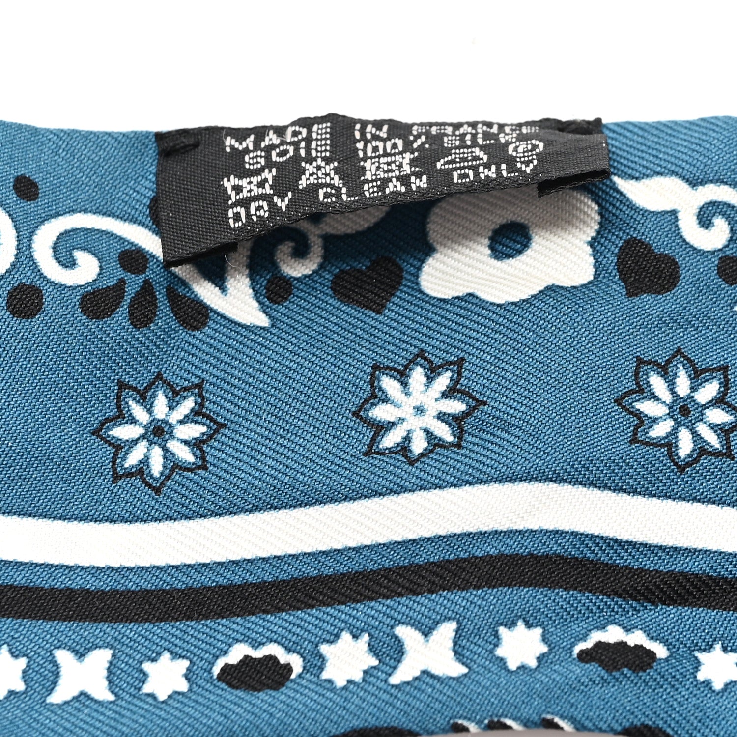 Hermes Silk Peuple Du Vent Bandana Twilly 3 of 4