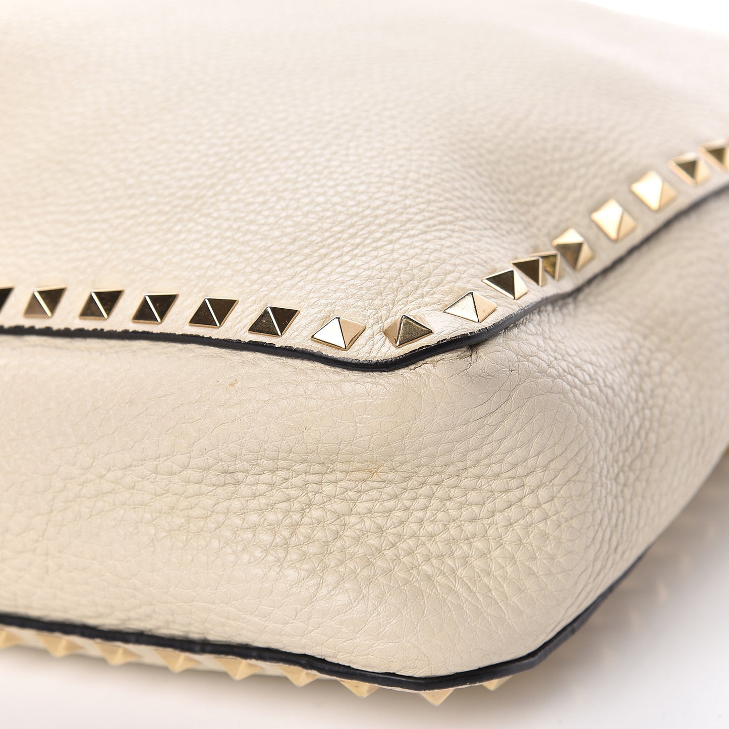 Pebbled Calfskin Large Rockstud Flip-Lock Messenger Bag Light Ivory