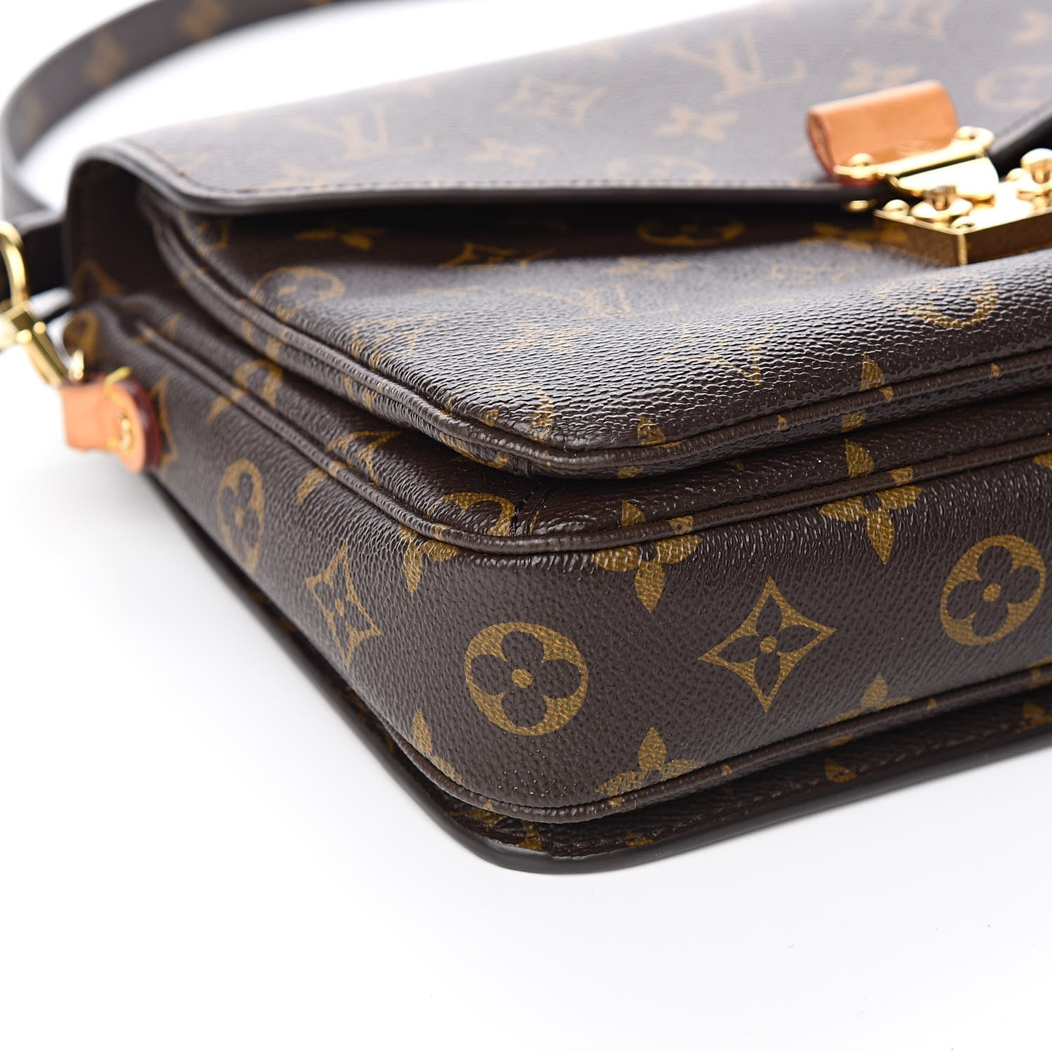 Louis Vuitton Monogram Pochette Metis 8 of 10