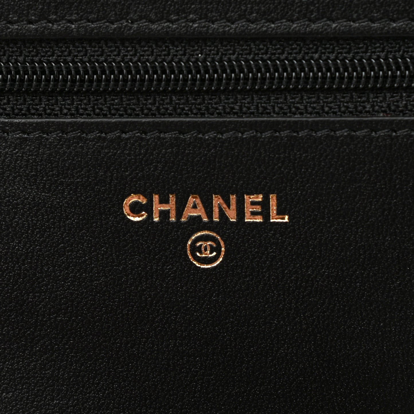 Lambskin Quilted Wallet On Chain WOC Black