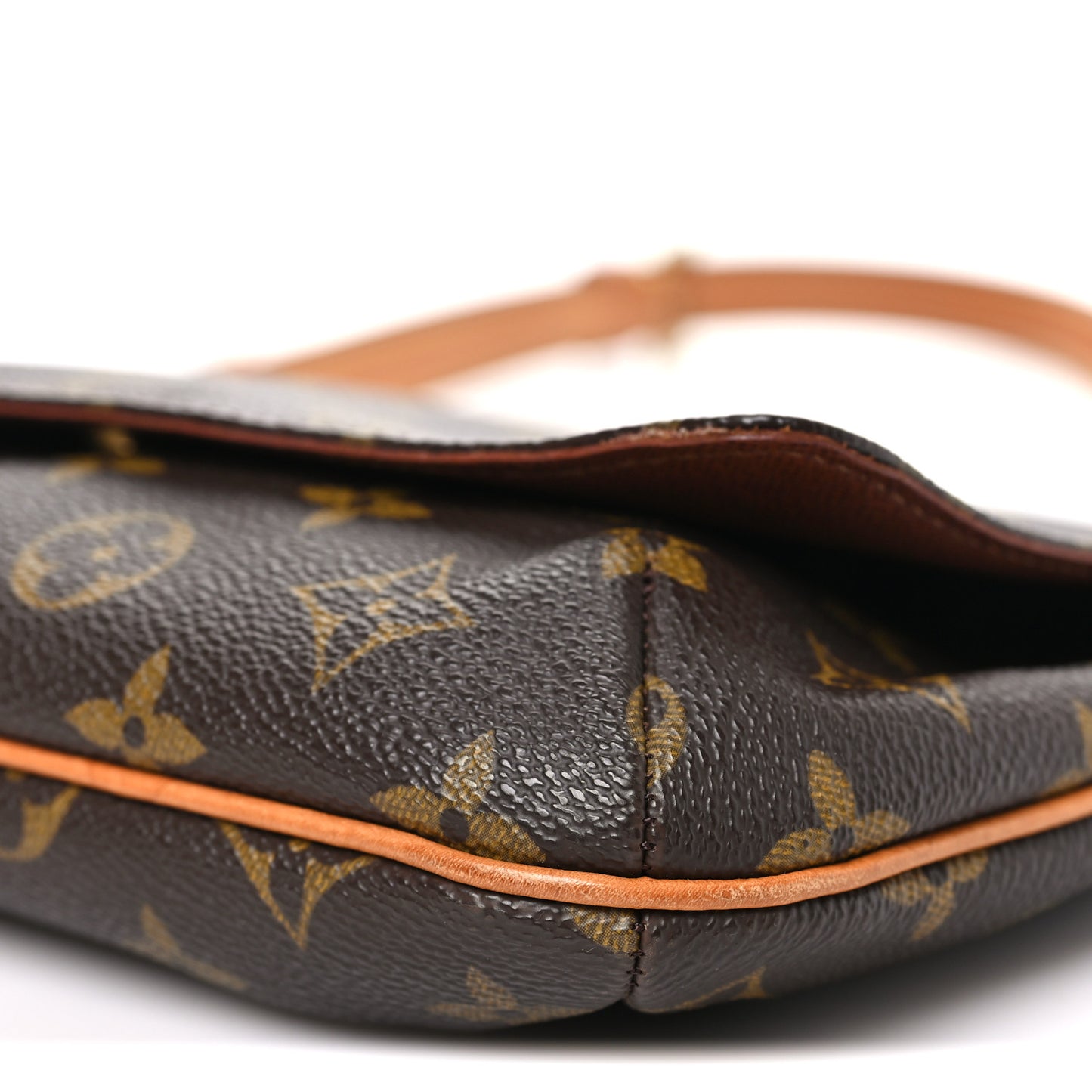 Monogram Musette Tango