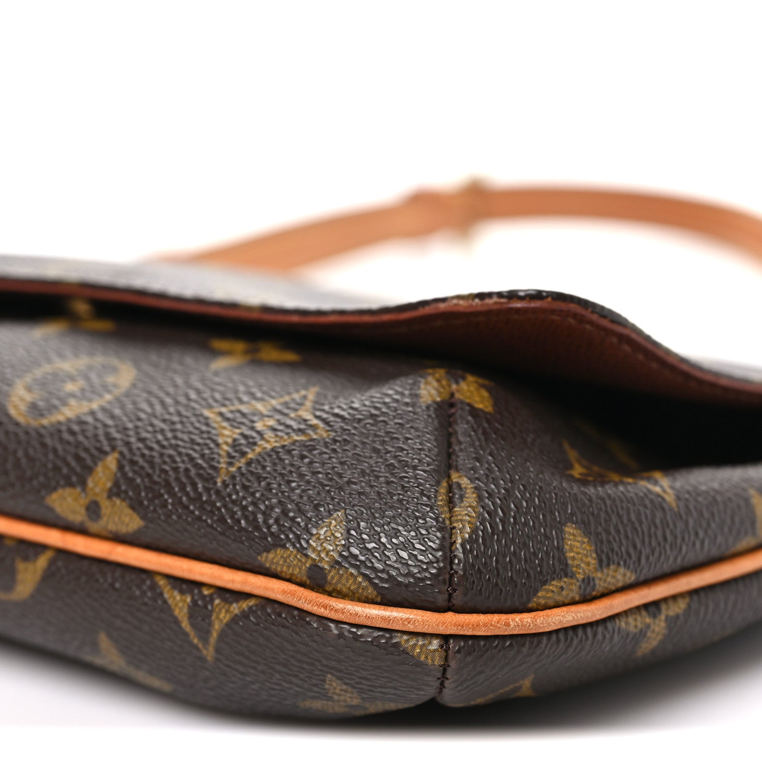 Louis Vuitton Monogram Musette Tango 9 of 9