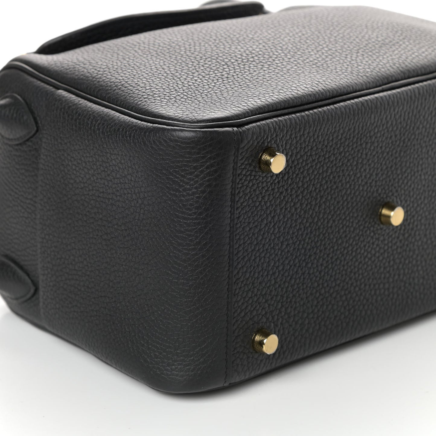Taurillon Clemence Matte Niloticus Crocodile Touch Lindy 26 Black