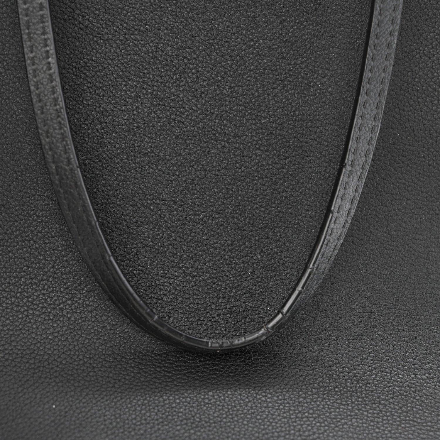 Louis Vuitton Calfskin Lockme Cabas Black 11 of 19