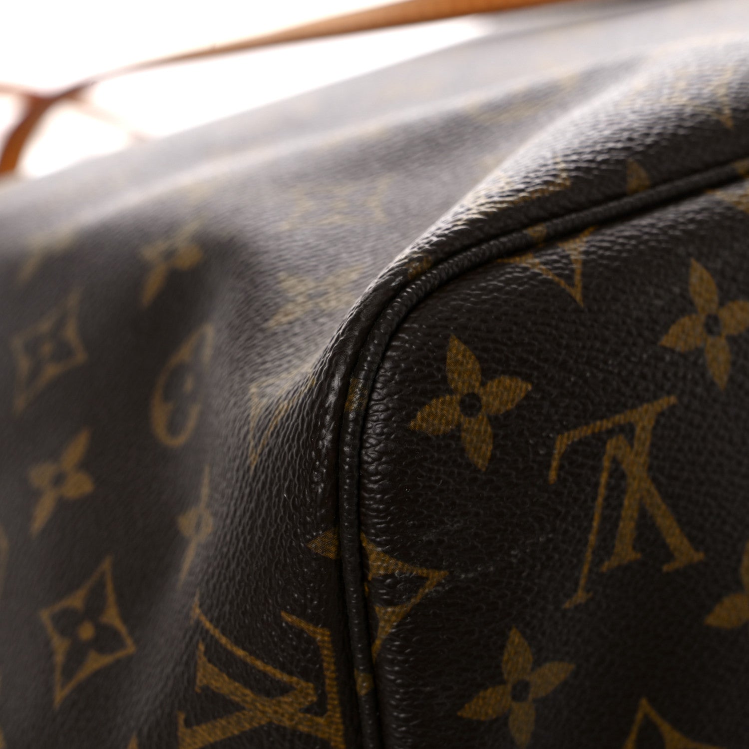 Louis Vuitton Monogram Neverfull MM 9 of 28