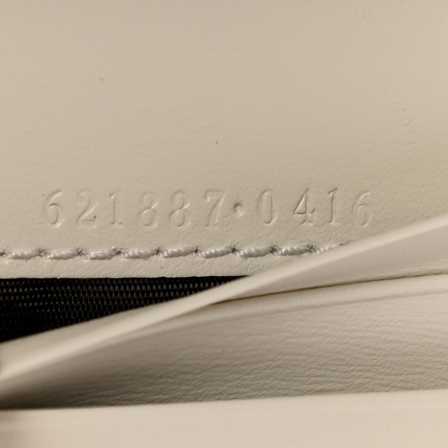 Boarded Plutone Calfskin Horsebit 1955 Card Case Wallet Mystic White