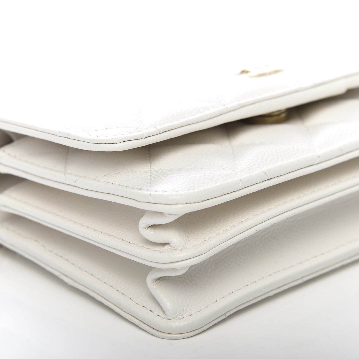 Caviar Quilted Mini Wallet On Chain WOC White