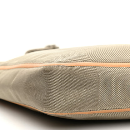 Louis Vuitton Damier Geant Compagnon Messenger Sable 9 of 12