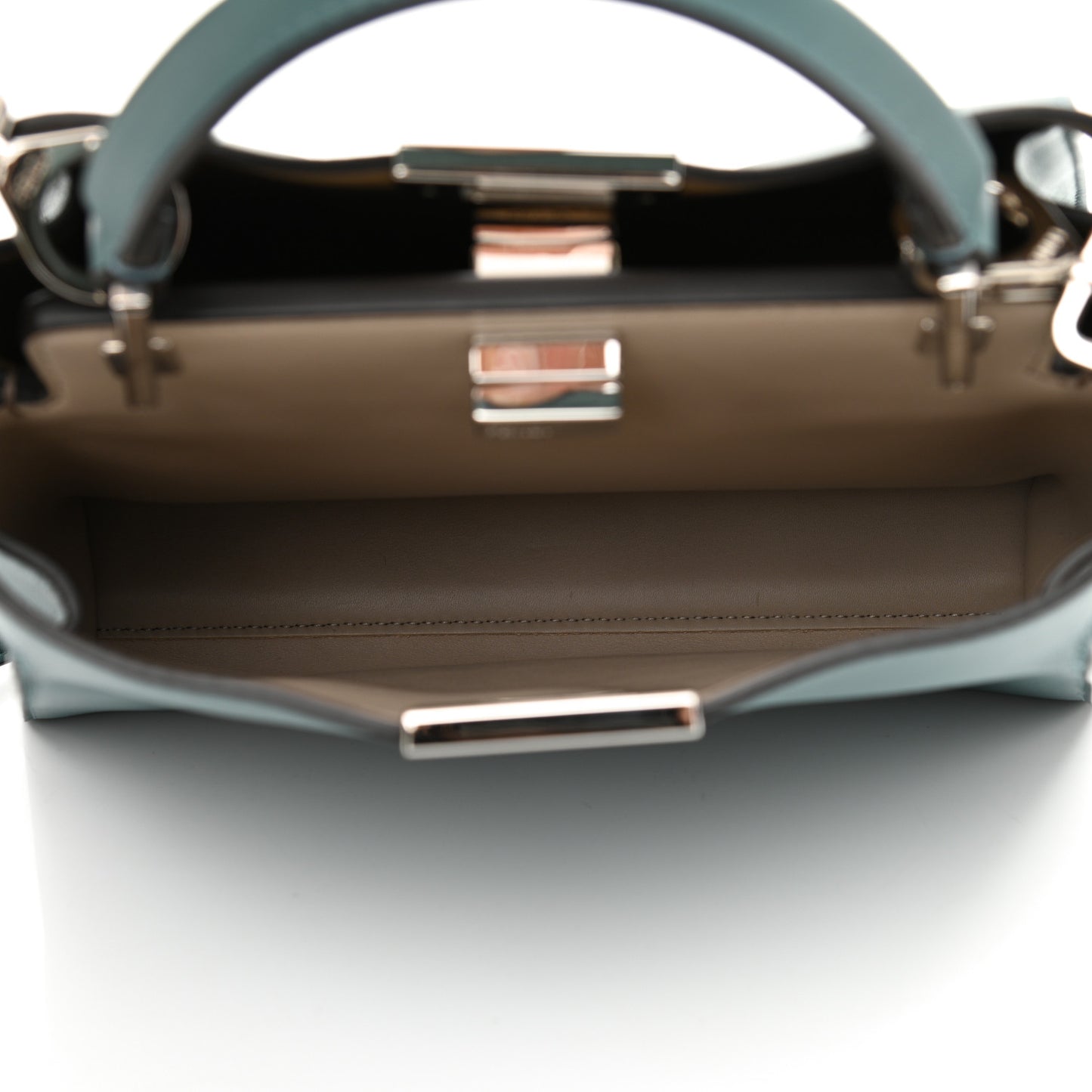 Vitello Tahiti Burro Bi-Color Medium Peekaboo Iconic Essentially Satchel Pound Sand Nuvola