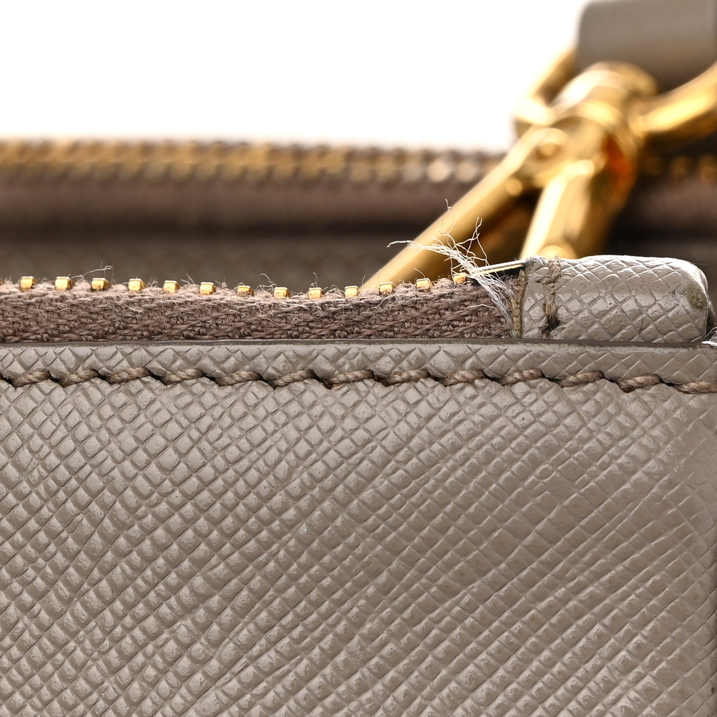 Saffiano Large Galleria Double Zip Tote Argilla