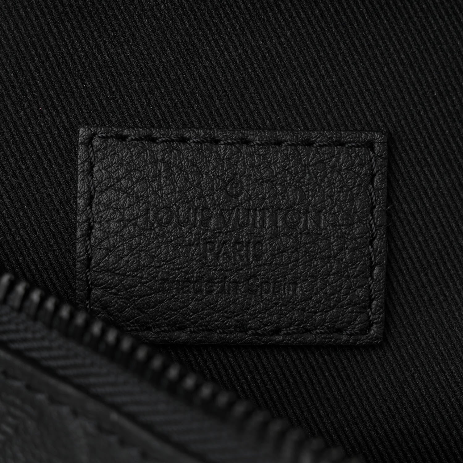 Louis Vuitton Calfskin Monogram Shadow Discovery Bumbag Black 6 of 9