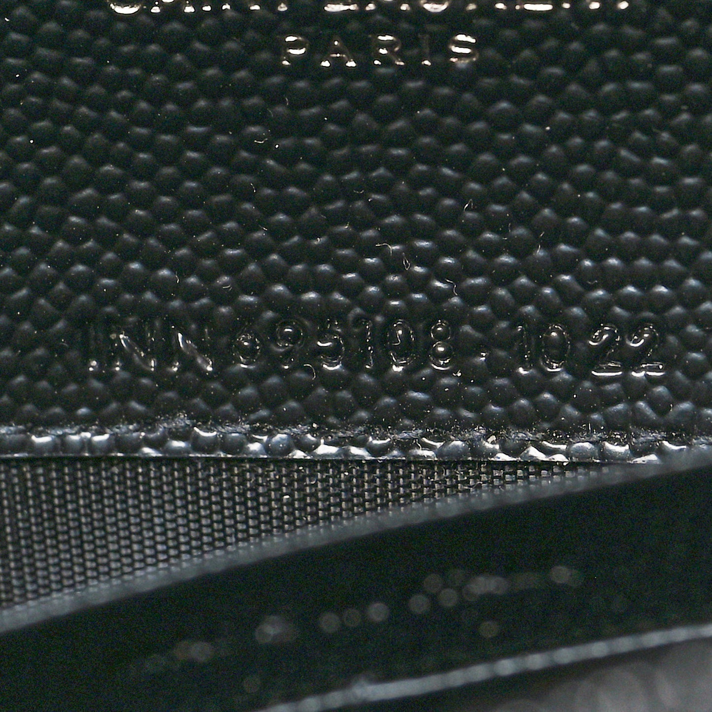 Grain De Poudre Matelasse Chevron Monogram Monochrome Envelope Chain Wallet Black
