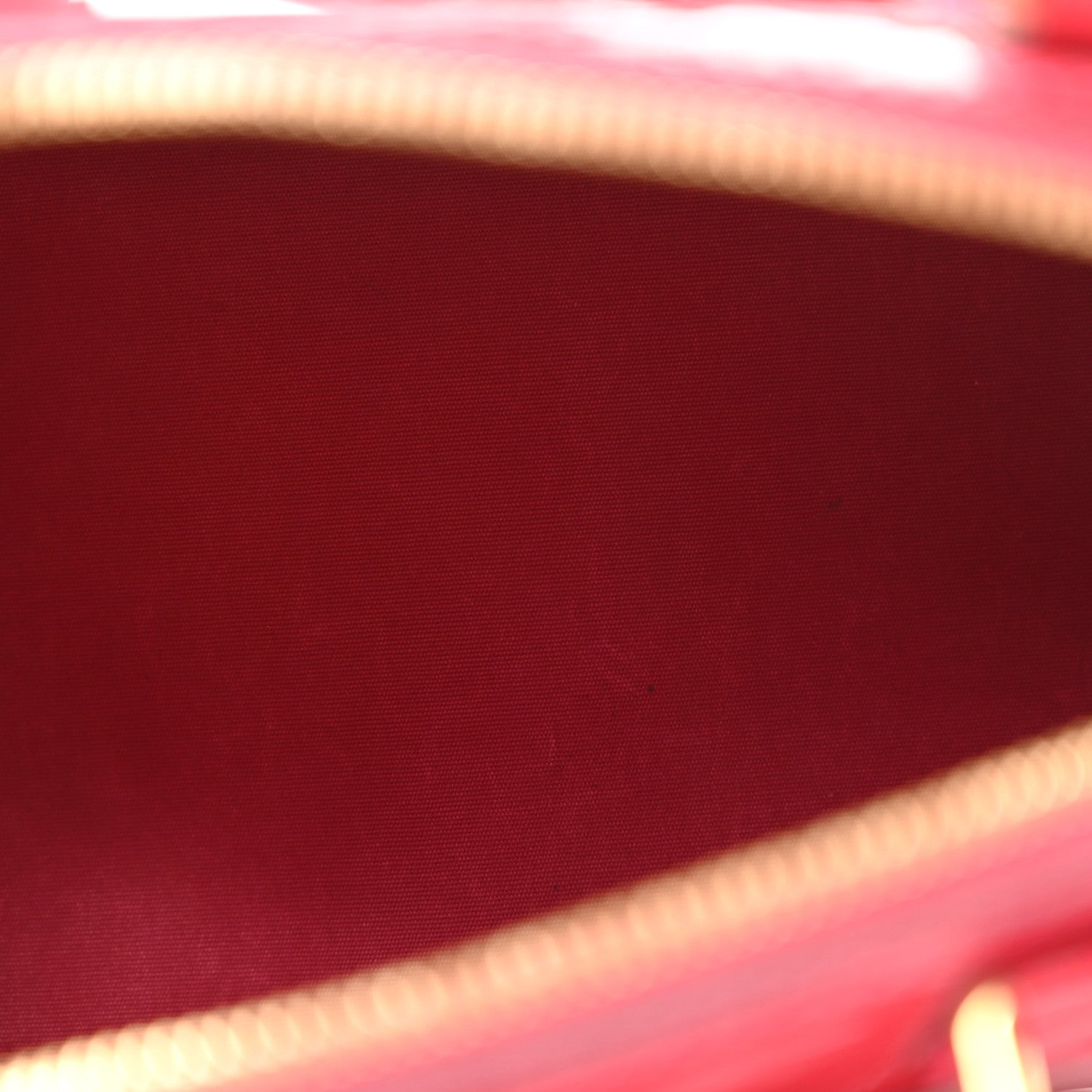 Louis Vuitton Vernis Alma BB Rose Indien 12 of 37