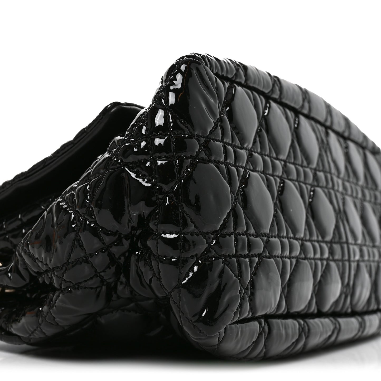 Patent Cannage New Lock Flap Black