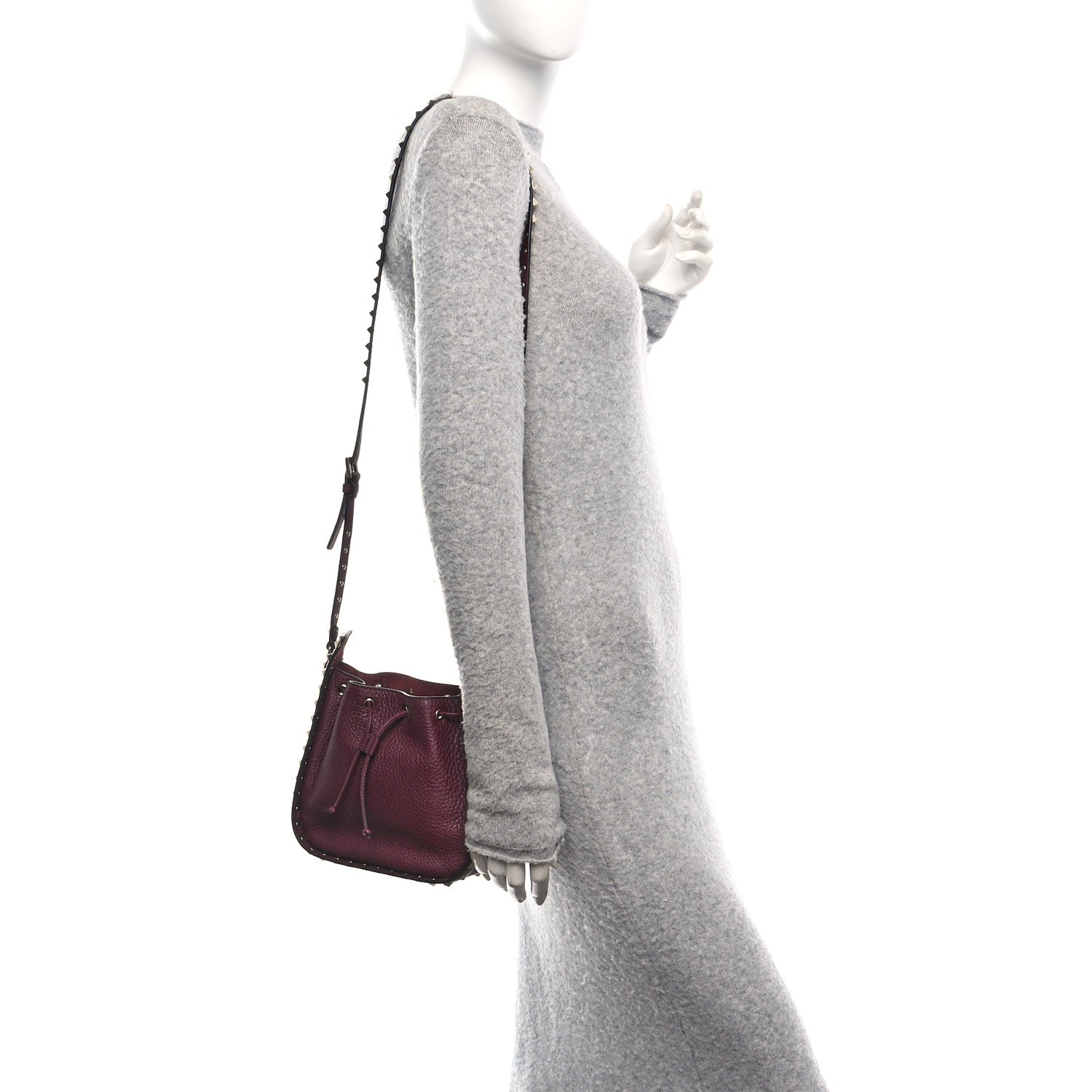Valentino Garavani Grained Calfskin Rockstud Bucket Bag Vinaccia 2 of 9