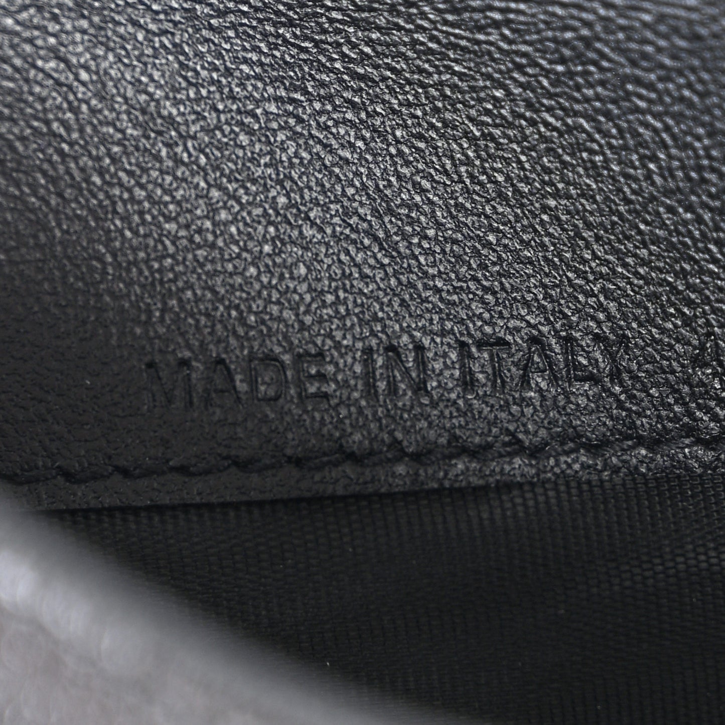 Goatskin Saddle Cosmos Zipped Card Holder Black