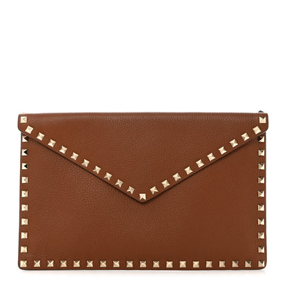 Valentino Garavani Pebbled Calfskin Large Rockstud Envelope Clutch Light Cuir 1 of 7