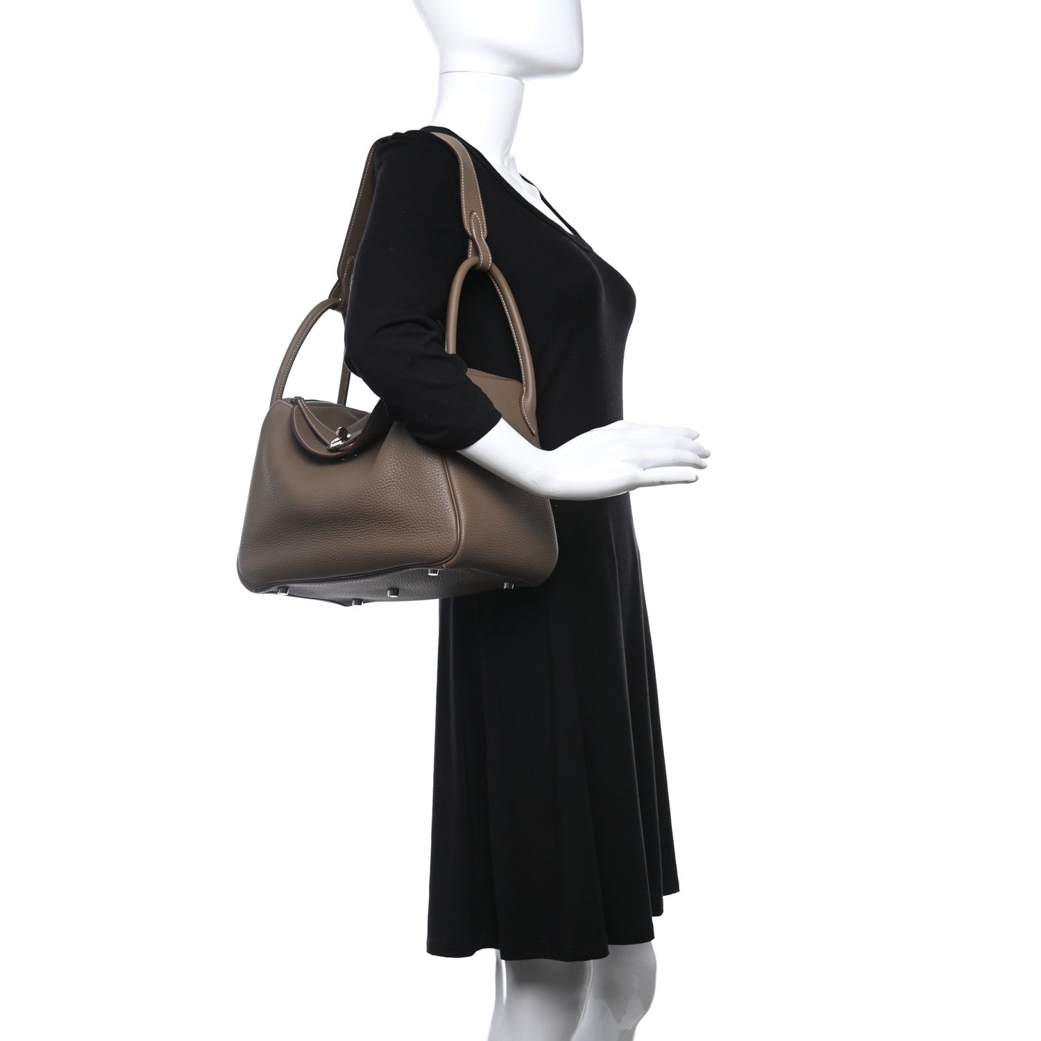 Hermes Taurillon Clemence Lindy 30 Etoupe 2 of 9