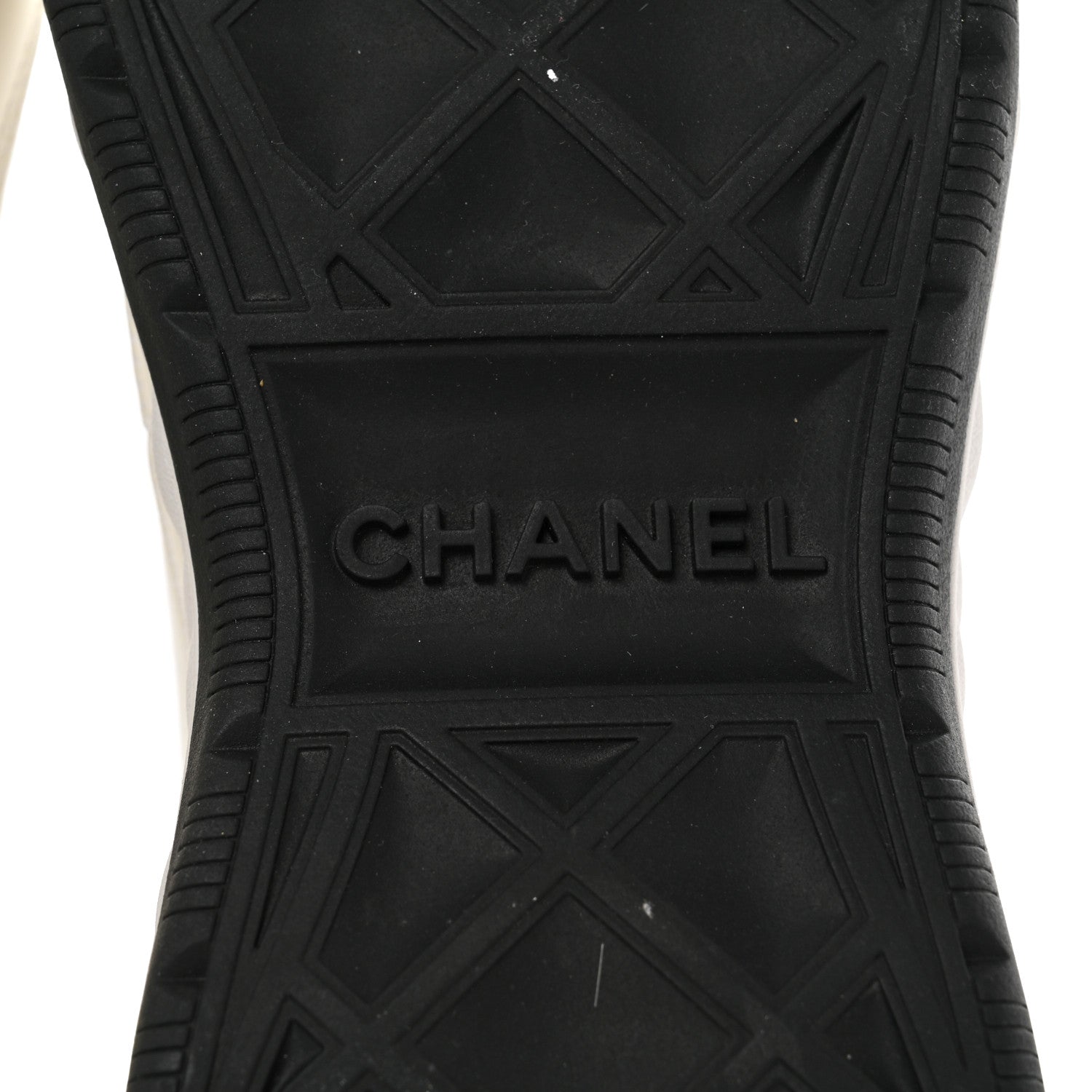 Chanel Velvet Calfskin Mixed Fibers CC Sneakers 39.5 Ivory Black 8 of 9