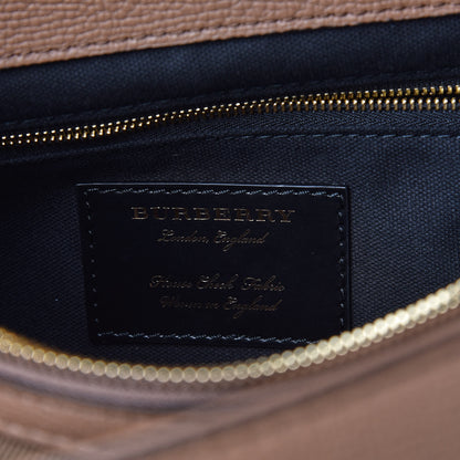 Burberry Derby Calfskin House Check Medium Camberley Dark Sand 6 of 9