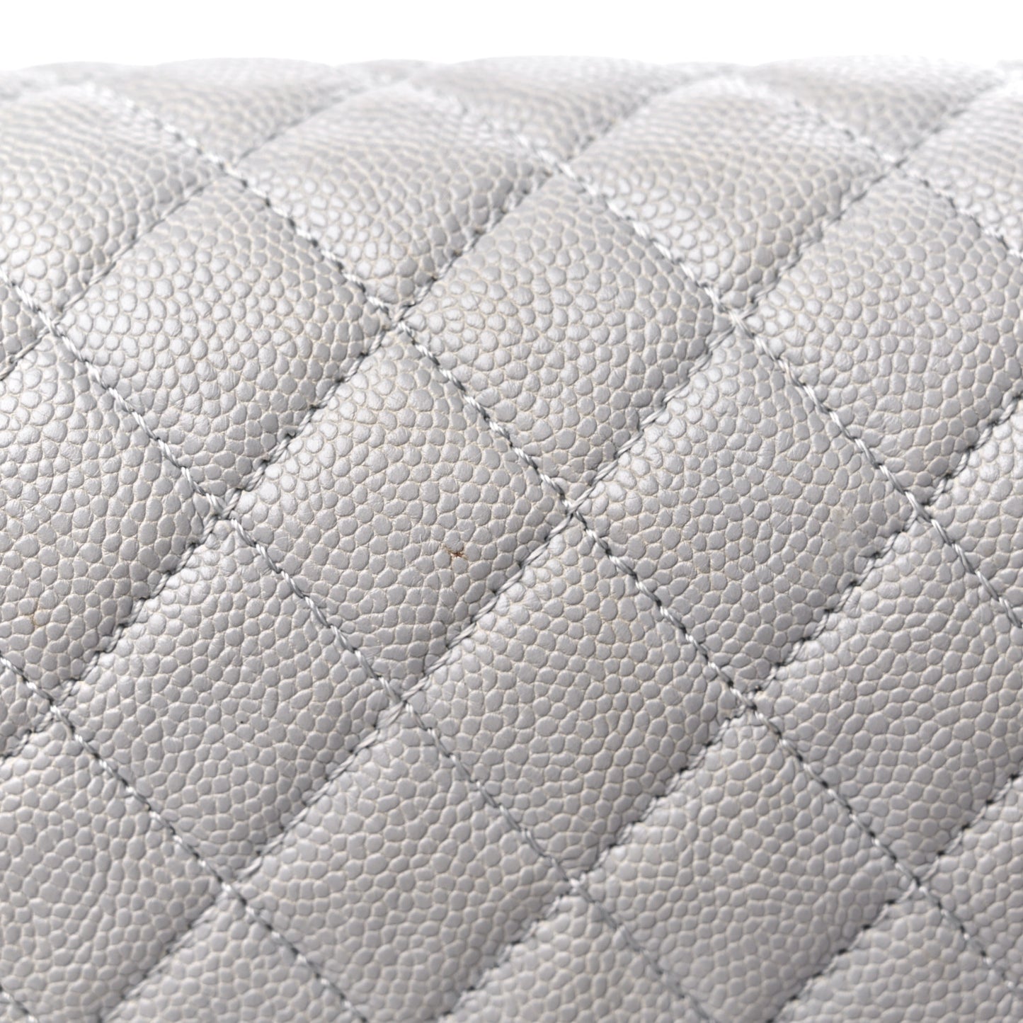 Caviar Quilted New Medium Boy Flap Grey