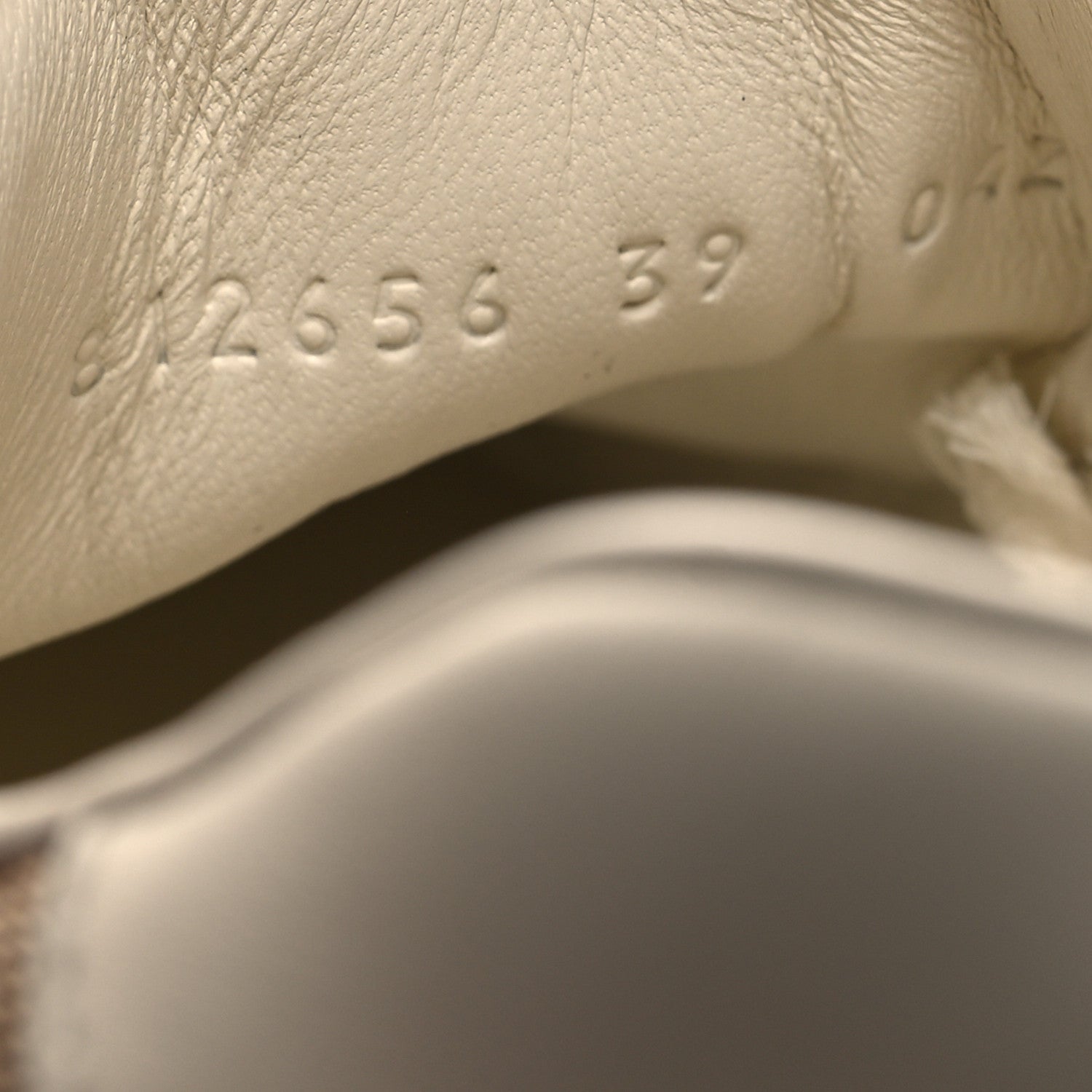 Gucci Suede GG Monogram Womens G75 Sneakers 39 Beige and Dark Brown 7 of 9